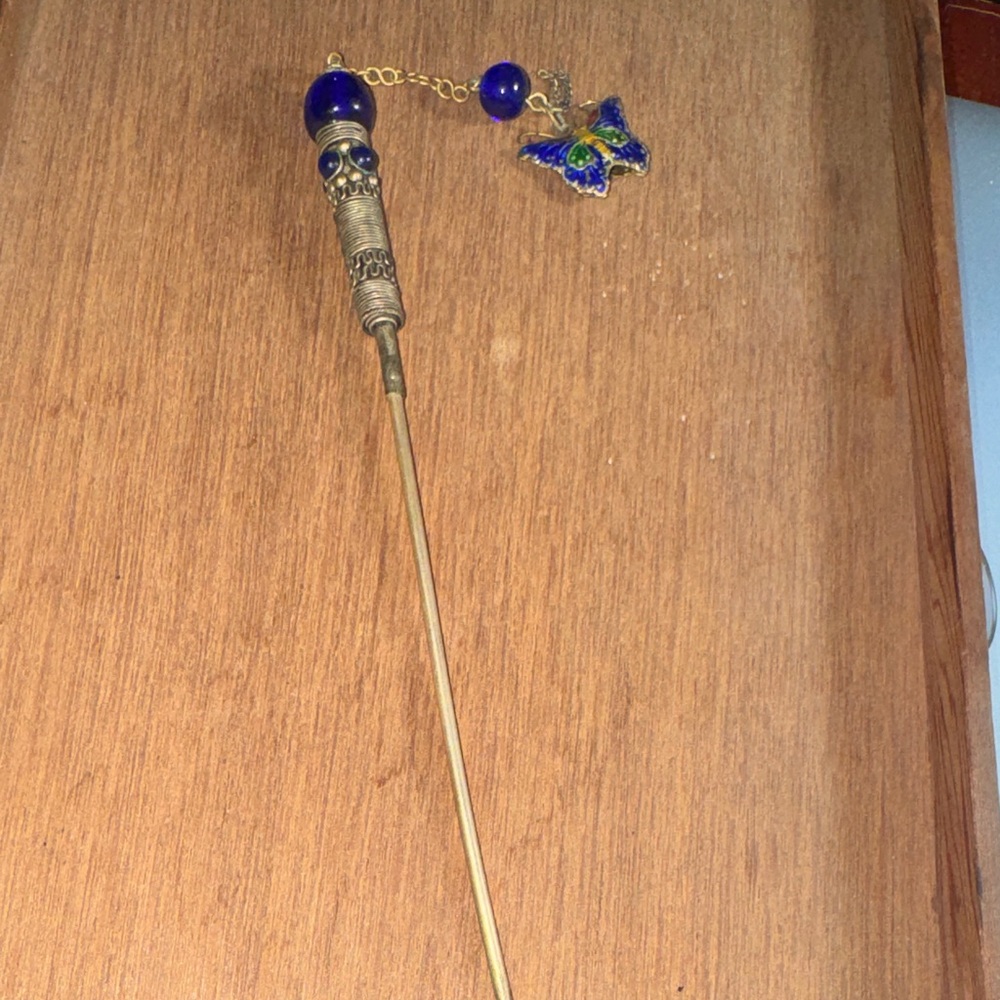 Exquisite Vintage East Asian Lapis Lazuli & Enamel Butterfly Hairpin Timeless